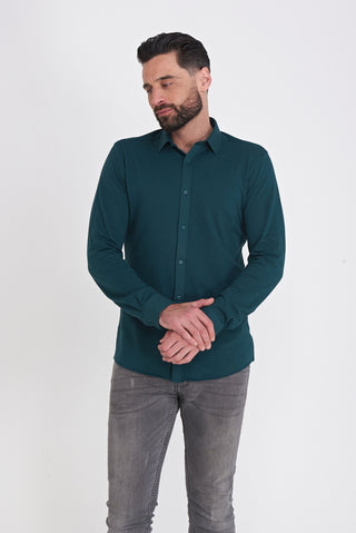 Discover the modern London style of the Harry Brown shirt, a timeless and stylish piece that adds sophistication to any wardrobe.